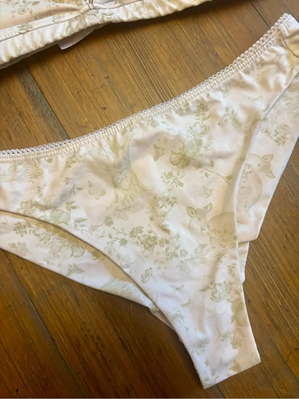 Frankie’s bikinis x Gigi HADID Fawn toile bikini set